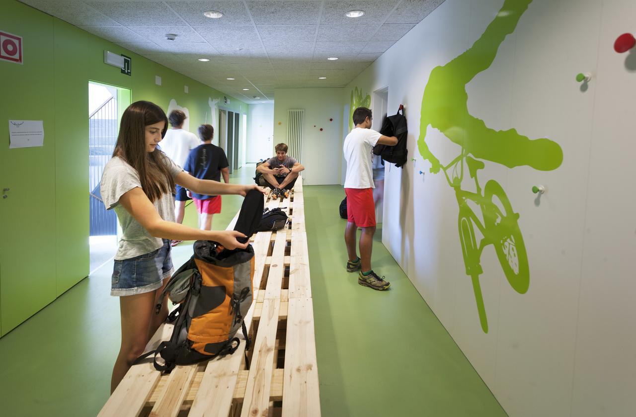 Igantzi Youth Hostel Non Stop Inn By Irrisarri Land חדר תמונה